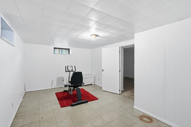 9 Anna Street, Chelmsford, MA 01863