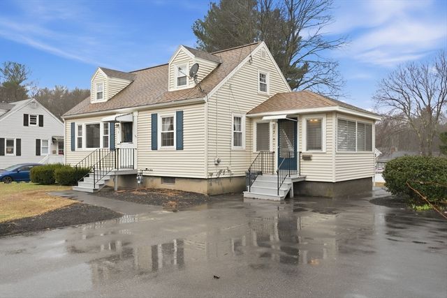 9 Anna Street, Chelmsford, MA 01863
