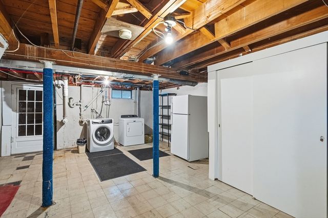 9 Anna Street, Chelmsford, MA 01863