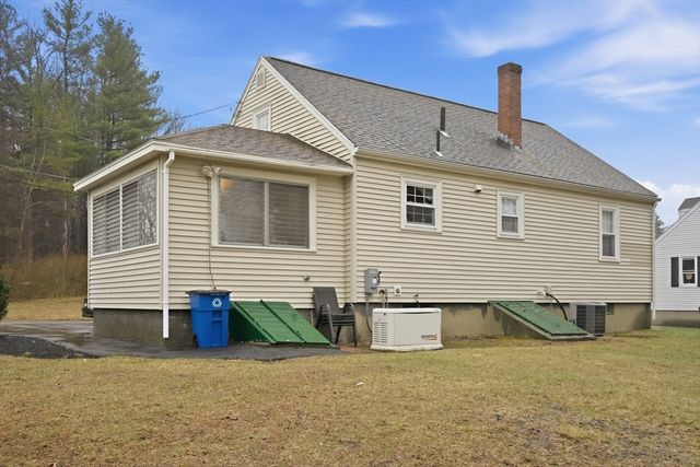 9 Anna Street, Chelmsford, MA 01863