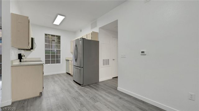 231 West Horizon Ridge Parkway 814, Henderson, NV 89012