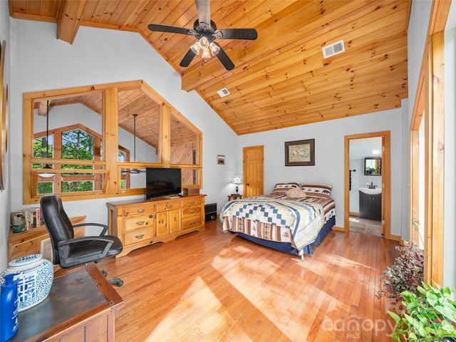 228 Continental Divide Road, Spruce Pine, NC 28777