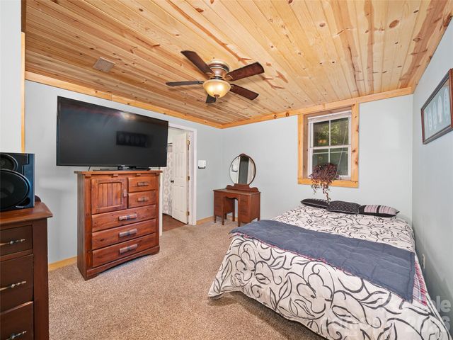 228 Continental Divide Road, Spruce Pine, NC 28777