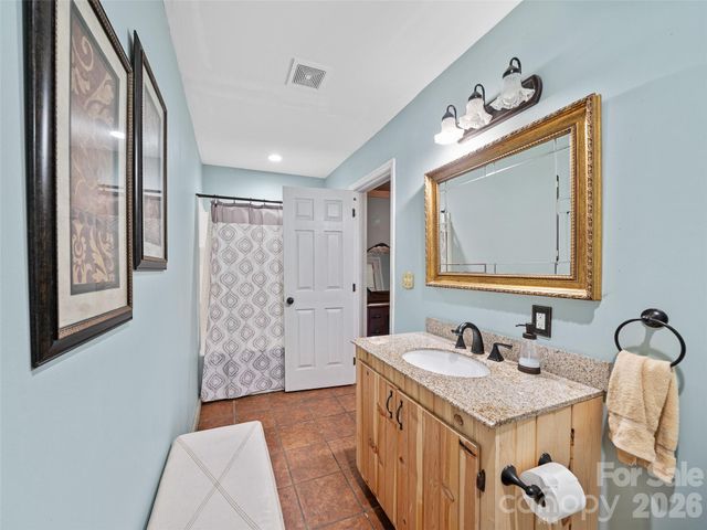 228 Continental Divide Road, Spruce Pine, NC 28777