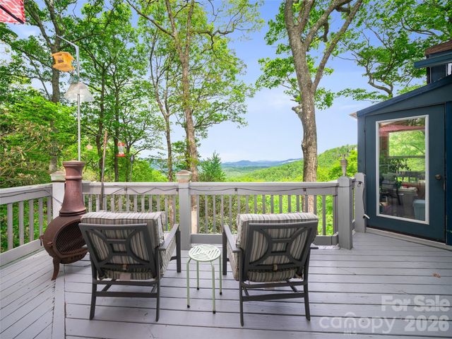 228 Continental Divide Road, Spruce Pine, NC 28777