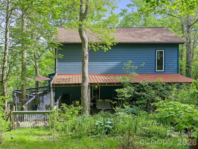 228 Continental Divide Road, Spruce Pine, NC 28777