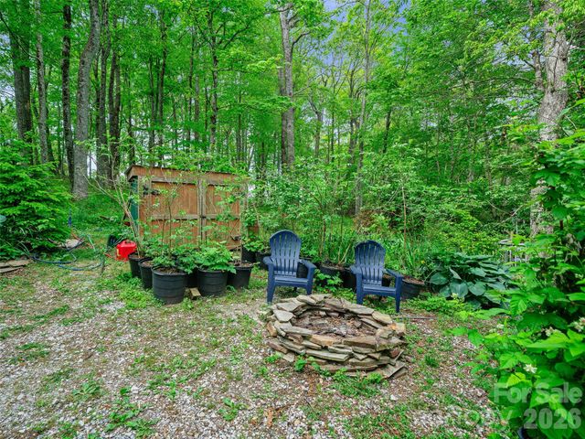 228 Continental Divide Road, Spruce Pine, NC 28777