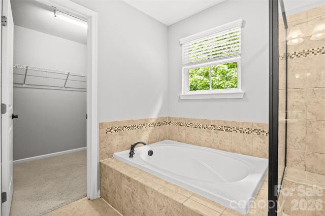 4008 Pinebrook Lane, Waxhaw, NC 28173