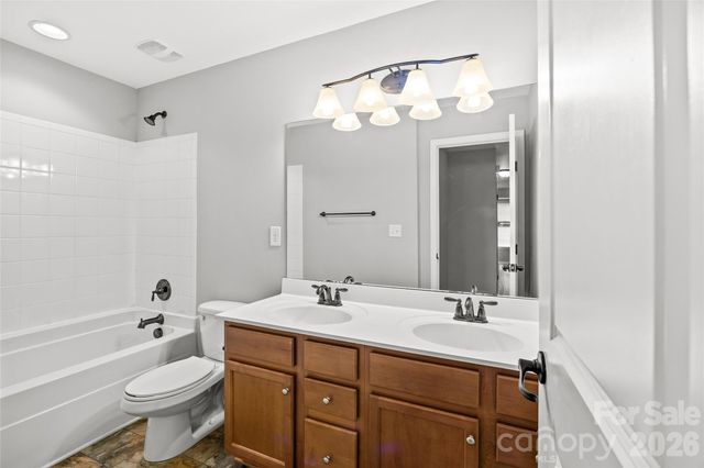 4008 Pinebrook Lane, Waxhaw, NC 28173
