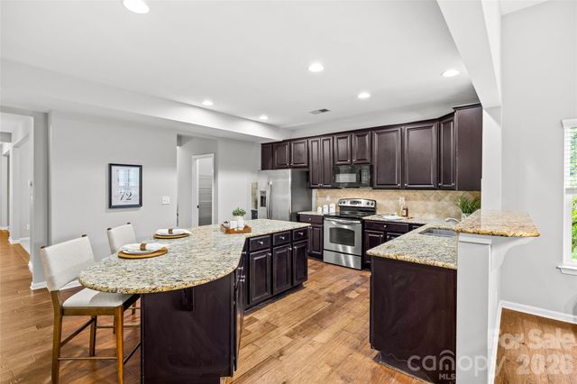 4008 Pinebrook Lane, Waxhaw, NC 28173