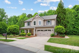 4008 Pinebrook Lane, Waxhaw, NC 28173