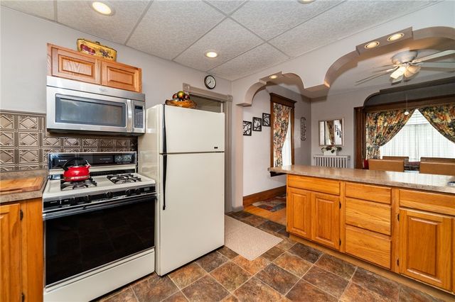 16 Elm Street, Batavia City, NY 14020