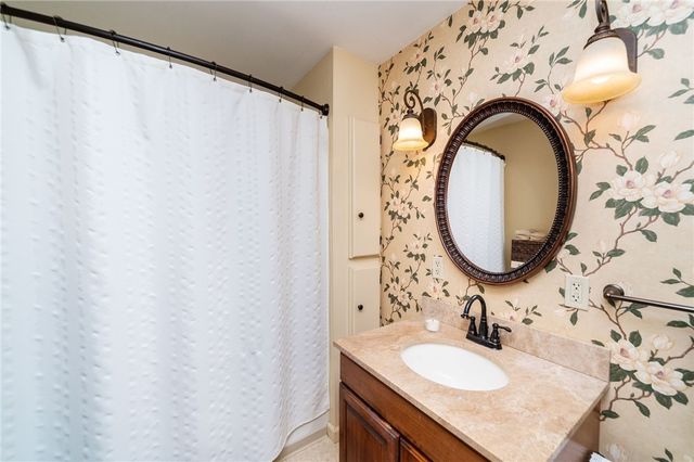 16 Elm Street, Batavia City, NY 14020