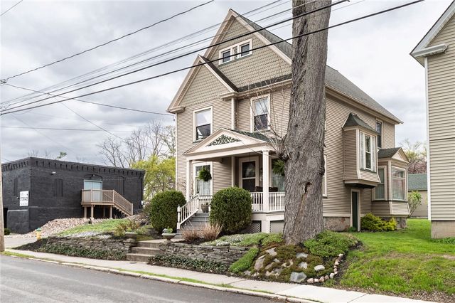 16 Elm Street, Batavia City, NY 14020