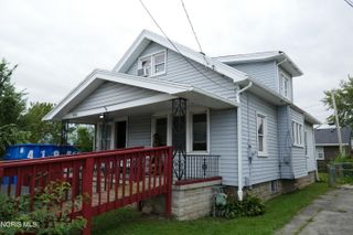 2108 Hoops Drive, Toledo, OH 43611