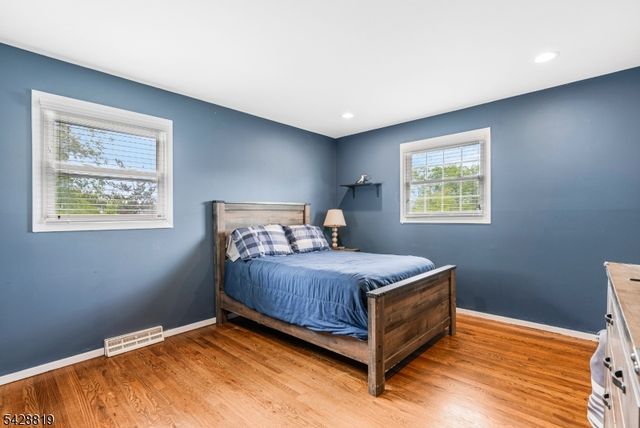 11 Manchester Dr, Hanover Twp., NJ 07981