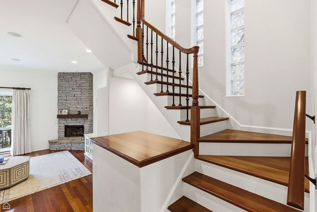 952 N Racine Avenue, Chicago, IL 60642