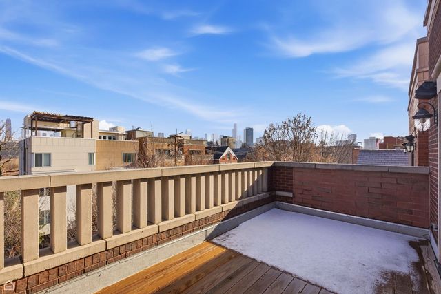 952 N Racine Avenue, Chicago, IL 60642