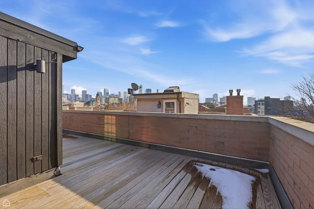 952 N Racine Avenue, Chicago, IL 60642