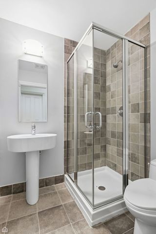 952 N Racine Avenue, Chicago, IL 60642