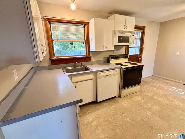 838 East Center Street, Wallingford, CT 06492