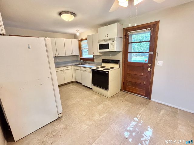 838 East Center Street, Wallingford, CT 06492