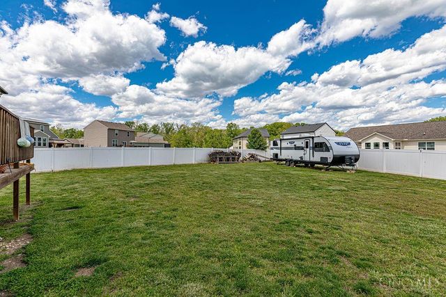 422 Sudbury Drive, Trenton, OH 45067