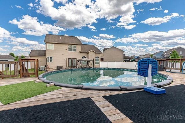 422 Sudbury Drive, Trenton, OH 45067