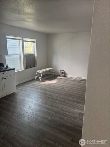 636 Park Street, Shelton, WA 98584