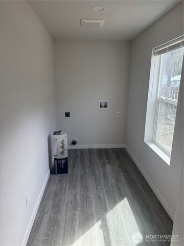 636 Park Street, Shelton, WA 98584