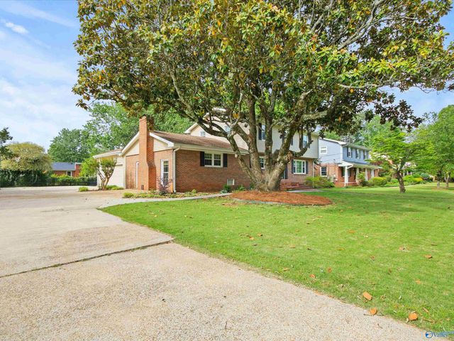 1010 San Ramon Avenue SE, Huntsville, AL 35802