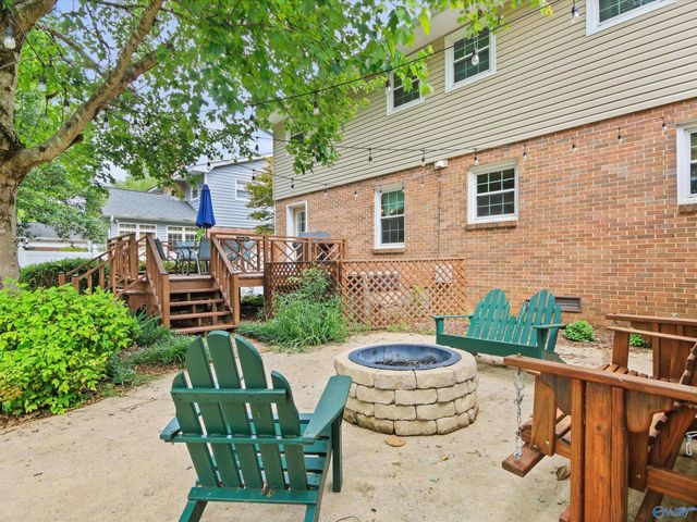 1010 San Ramon Avenue SE, Huntsville, AL 35802