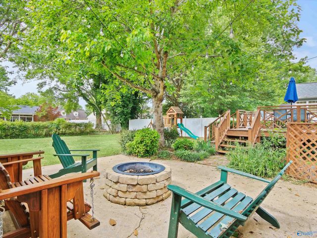 1010 San Ramon Avenue SE, Huntsville, AL 35802