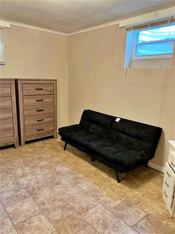 2006 S Elm Street, Pittsburg, KS 66762