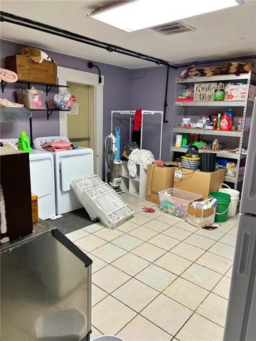 2006 S Elm Street, Pittsburg, KS 66762