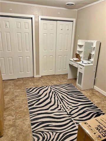 2006 S Elm Street, Pittsburg, KS 66762