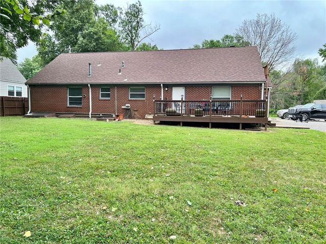 2006 S Elm Street, Pittsburg, KS 66762