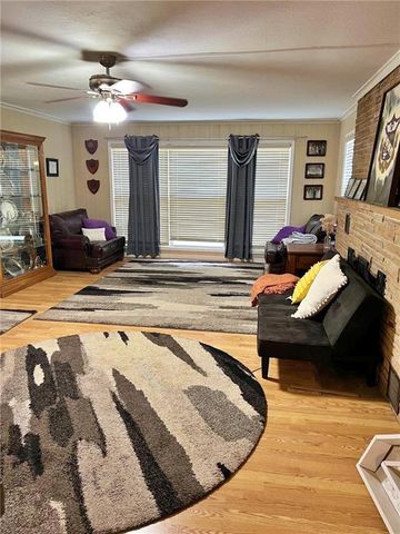 2006 S Elm Street, Pittsburg, KS 66762