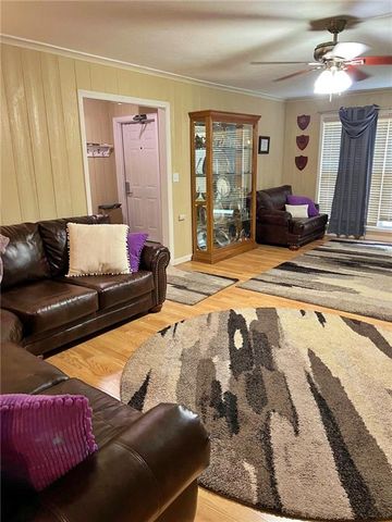 2006 S Elm Street, Pittsburg, KS 66762