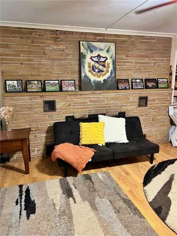 2006 S Elm Street, Pittsburg, KS 66762