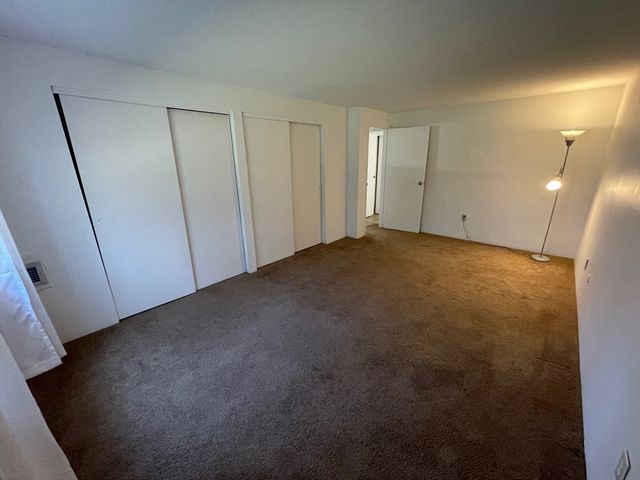 17 Village Rock Lane 14, Natick, MA 01760