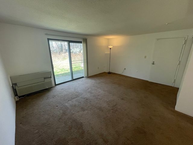 17 Village Rock Lane 14, Natick, MA 01760