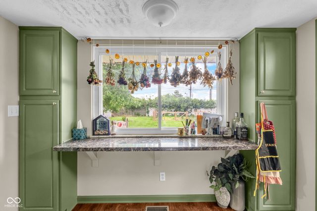 1412 Durham Drive, Crawfordsville, IN 47933