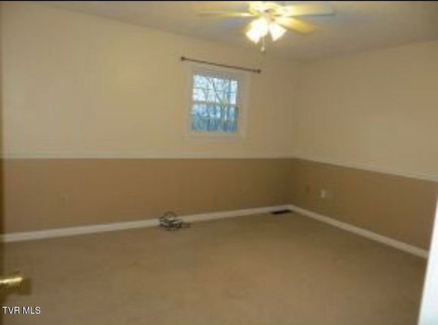 121 Towneview Estates Drive 1, Elizabethton, TN 37643