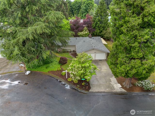5615 78th Street E, Puyallup, WA 98371