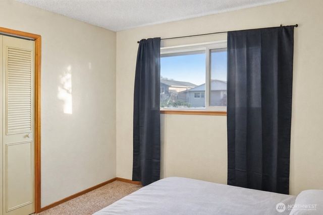 205 E Cedar Street, Othello, WA 99344