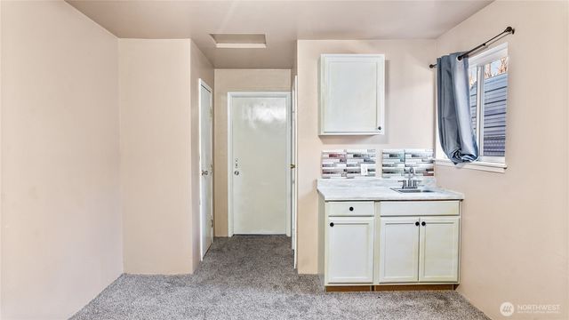205 E Cedar Street, Othello, WA 99344