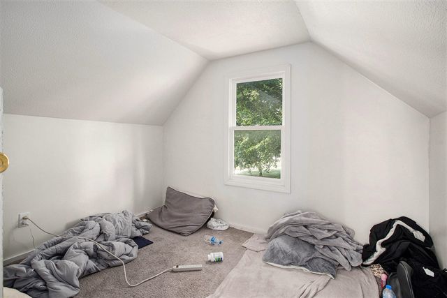 327 E Main Street, Vermontville, MI 49096