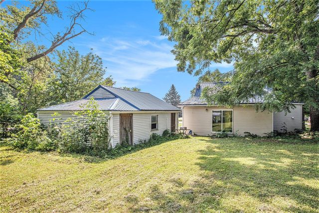 327 E Main Street, Vermontville, MI 49096