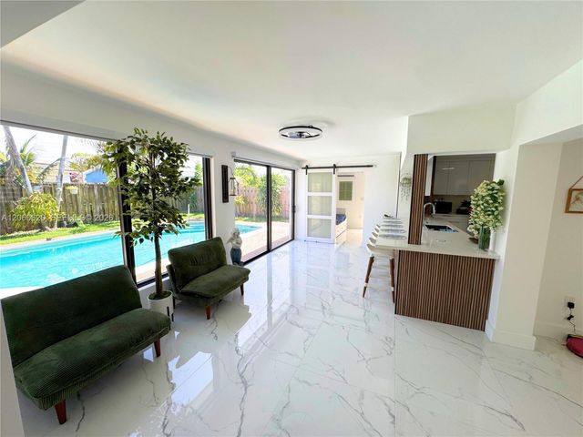 8550 NW 26th Street, Sunrise, FL 33322